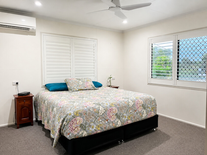 Spacious Family Living with Separate Guest Accommodation & Huge Entertaining