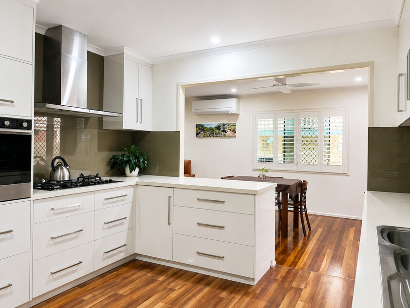 Spacious Family Living with Separate Guest Accommodation & Huge Entertaining