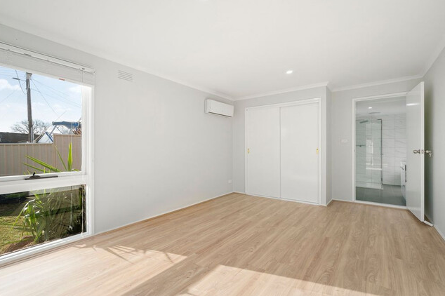 Space to Spread Out — 4 Bedroom Home on a Huge 852m² Block with Room for 4 Cars