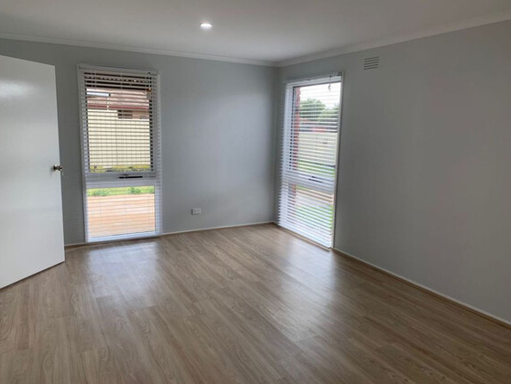 Space to Spread Out — 4 Bedroom Home on a Huge 852m² Block with Room for 4 Cars