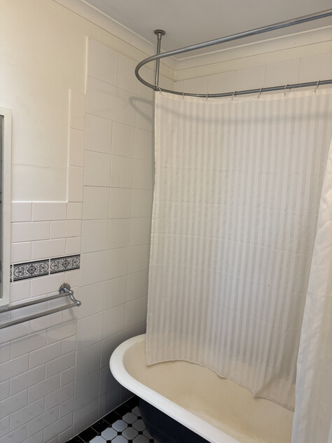 fully renovated 3BR Bungalow in Torrensville