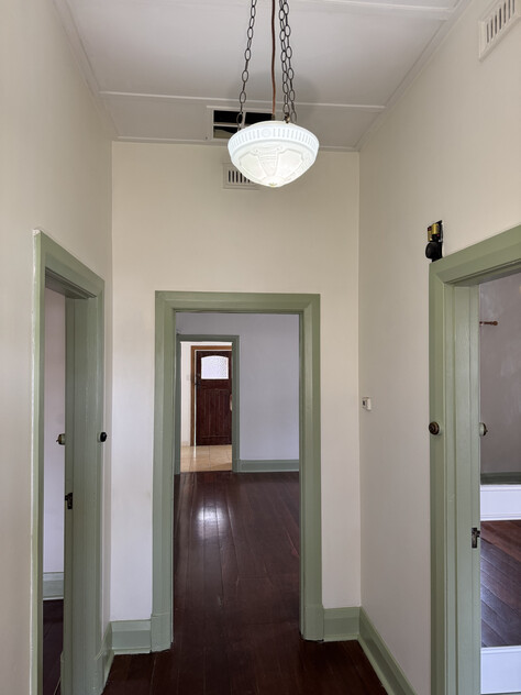 fully renovated 3BR Bungalow in Torrensville