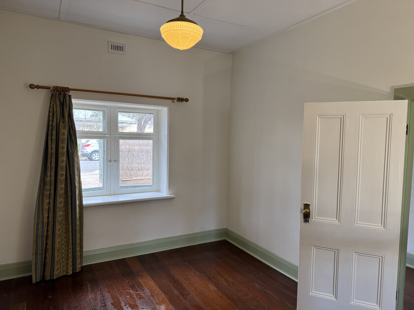 fully renovated 3BR Bungalow in Torrensville