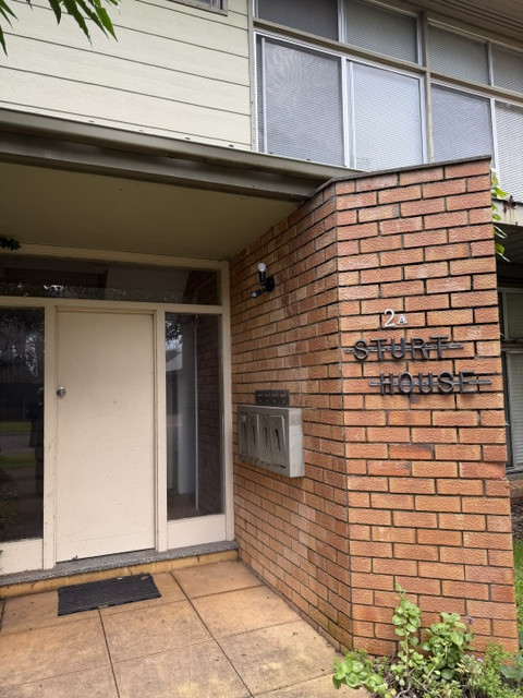 Great Location, Tree Lined Street, Minutes to Burnside Village & All amenities.