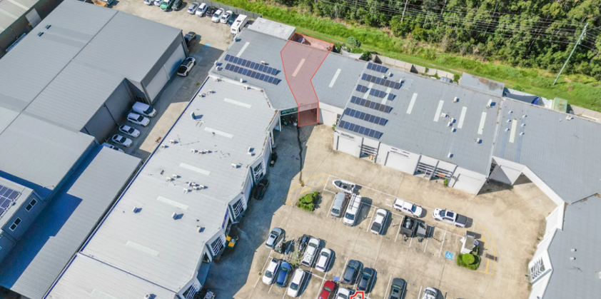 INDUSTRIAL WAREHOUSE + OFFICE | MOLENDINAR