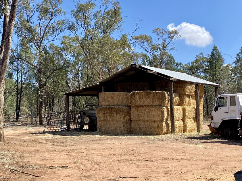 1,350 ACRES | 650 ACRES ARABLE | 24" RAINFALL | MIXED FARMING | GRAZING