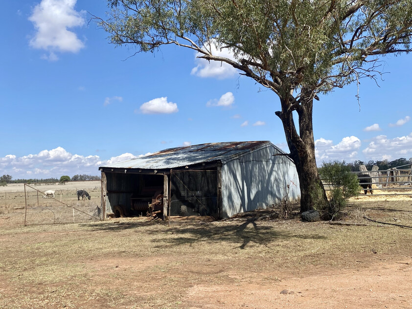 1,350 ACRES | 650 ACRES ARABLE | 24" RAINFALL | MIXED FARMING | GRAZING