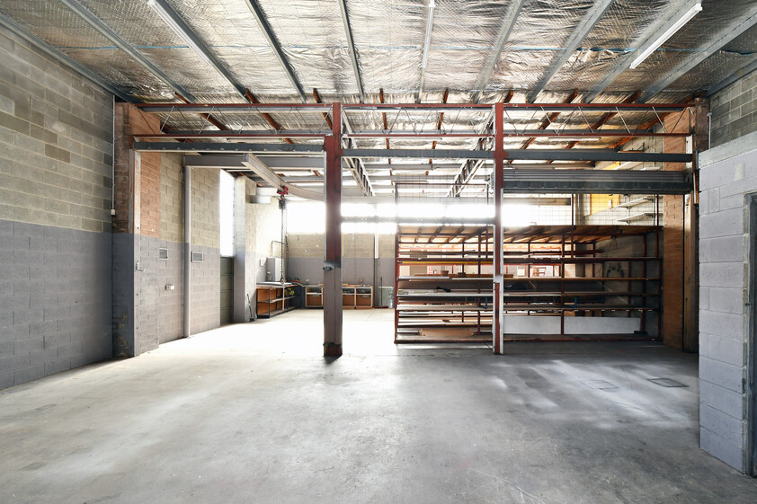 Quality Warehouse, Showroom & Office Facility with Excellent Amenities in Prime Moonah Position