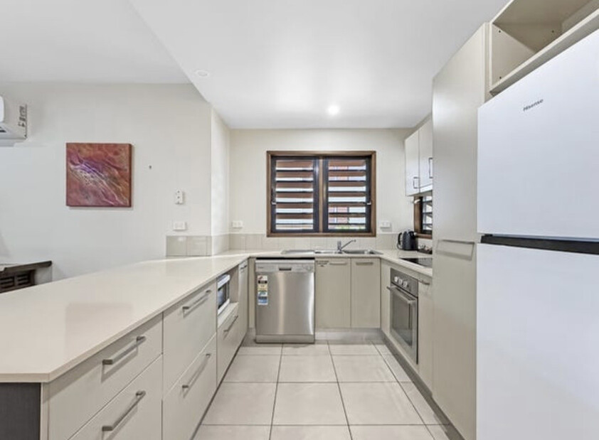 Relaxed Beachfront Living at Pure Magnetic Villas