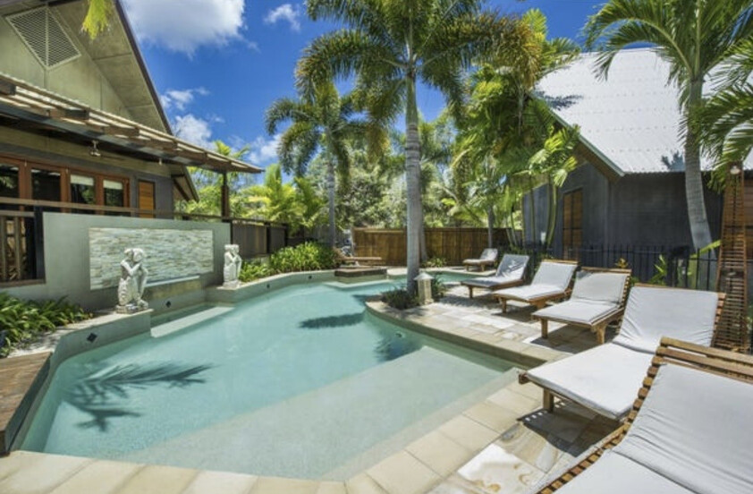 Relaxed Beachfront Living at Pure Magnetic Villas