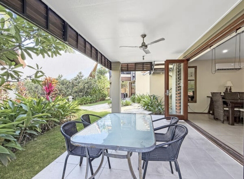 Relaxed Beachfront Living at Pure Magnetic Villas
