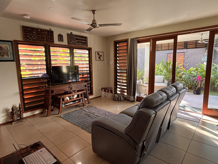 Relaxed Beachfront Living at Pure Magnetic Villas