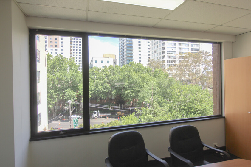 Perfectly located office - fully furnished & secure parking (Short term- long term lease)