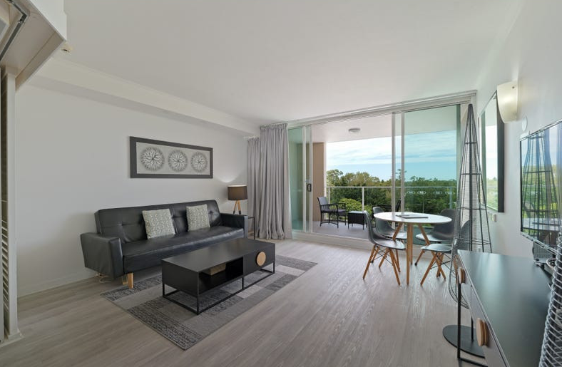 RESORT LIVING FLEXIBLE 1 TO 3-MONTH STAYS - PELICAN WATERS CALOUNDRA SUNSHINE COAST