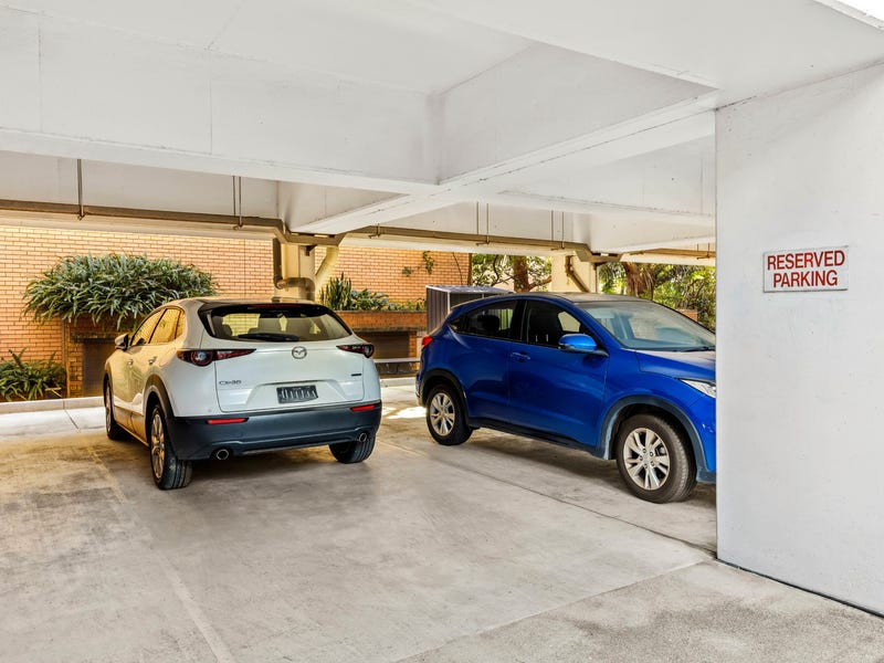 Street access office in the heart of Redfern