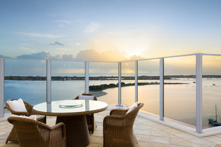 15th Floor Penthouse Absolute Broadwater Frontage | Deepwater Point
