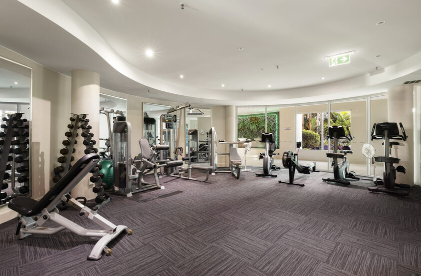 15th Floor Penthouse Absolute Broadwater Frontage | Deepwater Point
