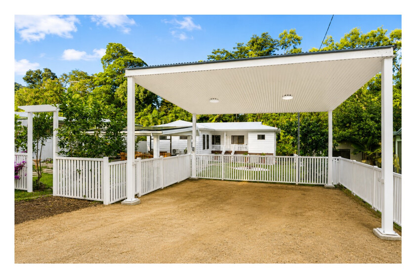 Peaceful Tropical Living in Sought-After Whitfield