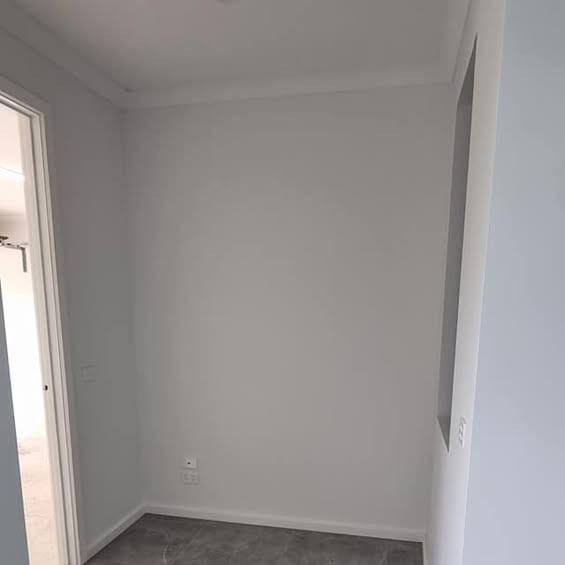 Fully upgraded house!! Ready to move in.