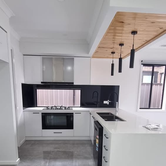 Fully upgraded house!! Ready to move in.