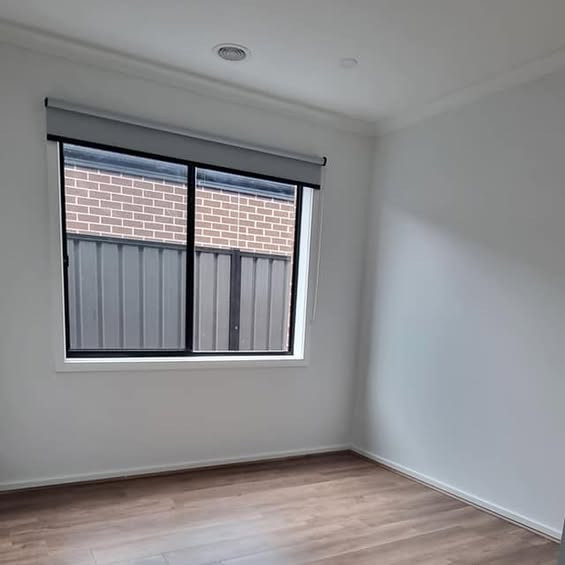 Fully upgraded house!! Ready to move in.
