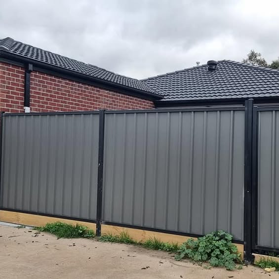 Fully upgraded house!! Ready to move in.