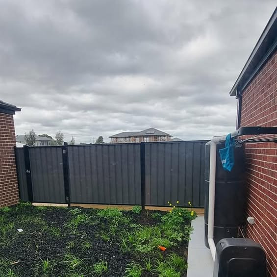 Fully upgraded house!! Ready to move in.