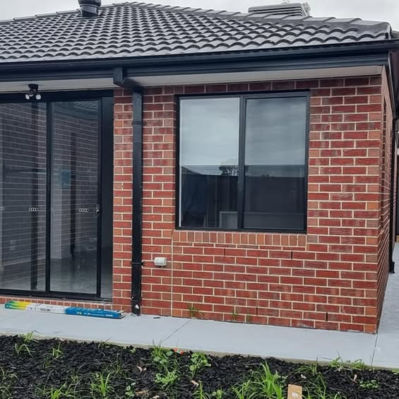 Fully upgraded house!! Ready to move in.