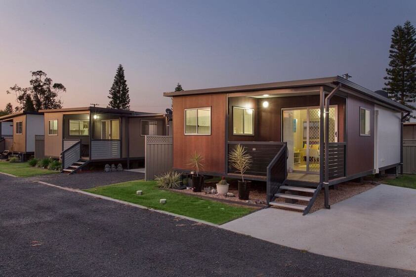 HOME FOR RENT...NO BOND...NO CONTRACT... 40+ LIVING