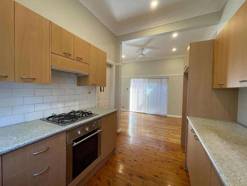 3 Bedroom 2 Bathroom 1 Undercover Carport Space Duplex in Prime Kingsford Location AVAILABLE NOW