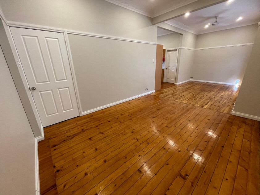 3 Bedroom 2 Bathroom 1 Undercover Carport Space Duplex in Prime Kingsford Location AVAILABLE NOW
