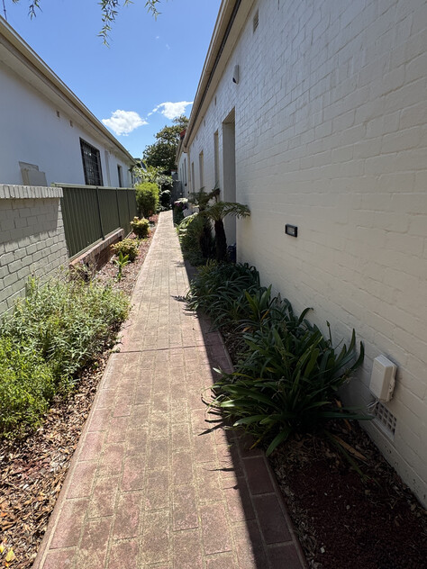3 Bedroom 2 Bathroom 1 Undercover Carport Space Duplex in Prime Kingsford Location AVAILABLE NOW