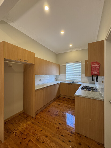 3 Bedroom 2 Bathroom 1 Undercover Carport Space Duplex in Prime Kingsford Location AVAILABLE NOW