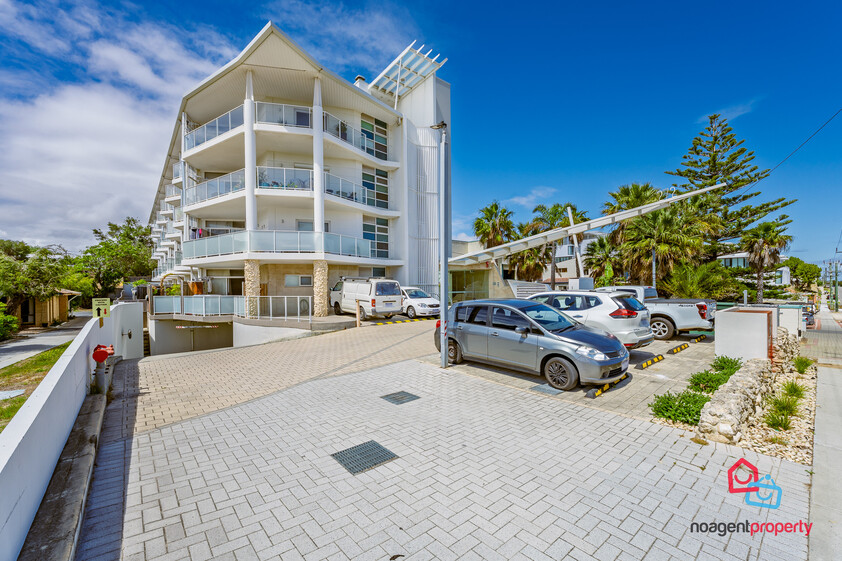 Scarborough Retreat, Beachside Living at Its Best