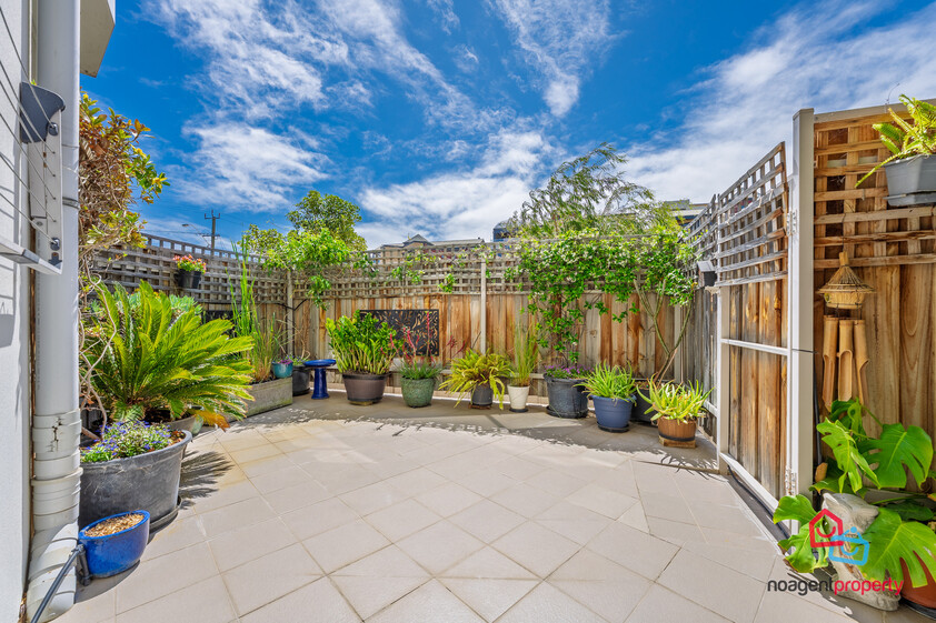 Scarborough Retreat, Beachside Living at Its Best