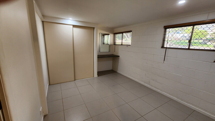 2 bedroom grany flat (Including Electricity)in Atherton