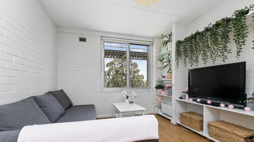 Experience a Cosy and Quiet Lifestyle