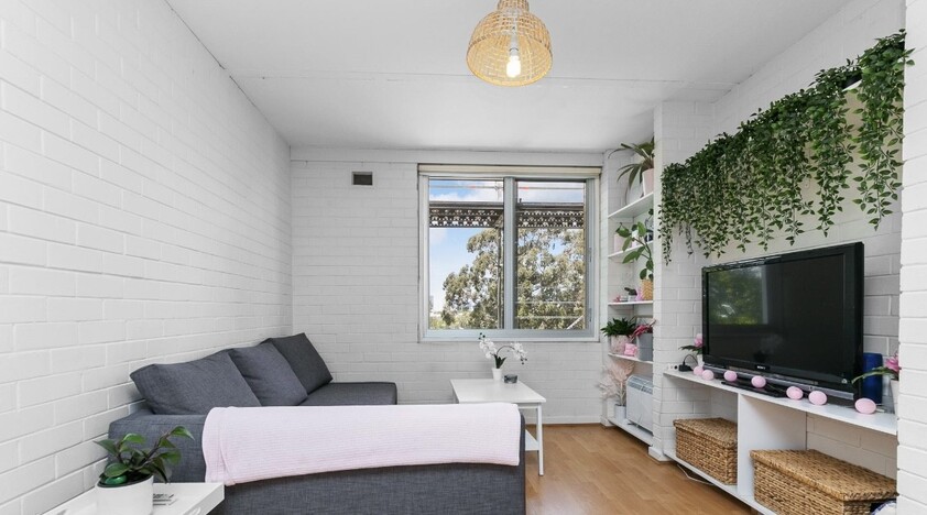 Experience a Cosy and Quiet Lifestyle