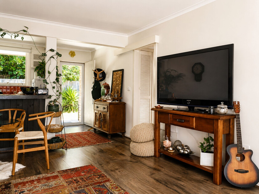 Renovated Coastal Retreat Directly Opposite Rye Beach