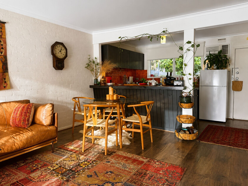 Renovated Coastal Retreat Directly Opposite Rye Beach