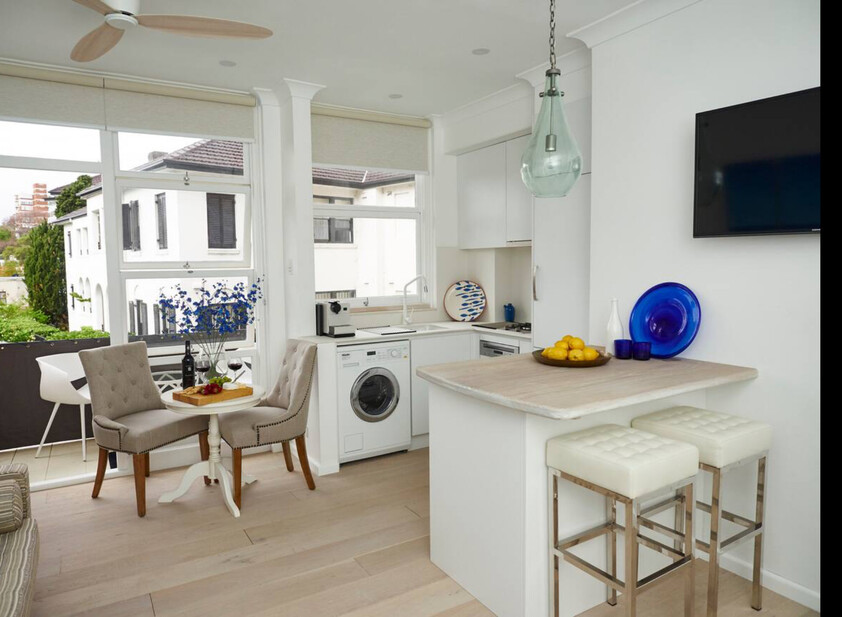 Fully Furnished Darling Point 1BR — Incredible Location, Everything Included