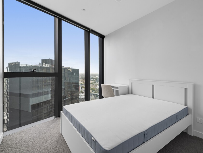 Fully Furnished Luxury 2 bedrooms 1 bathroom Aurora Apartment on 32nd Floor