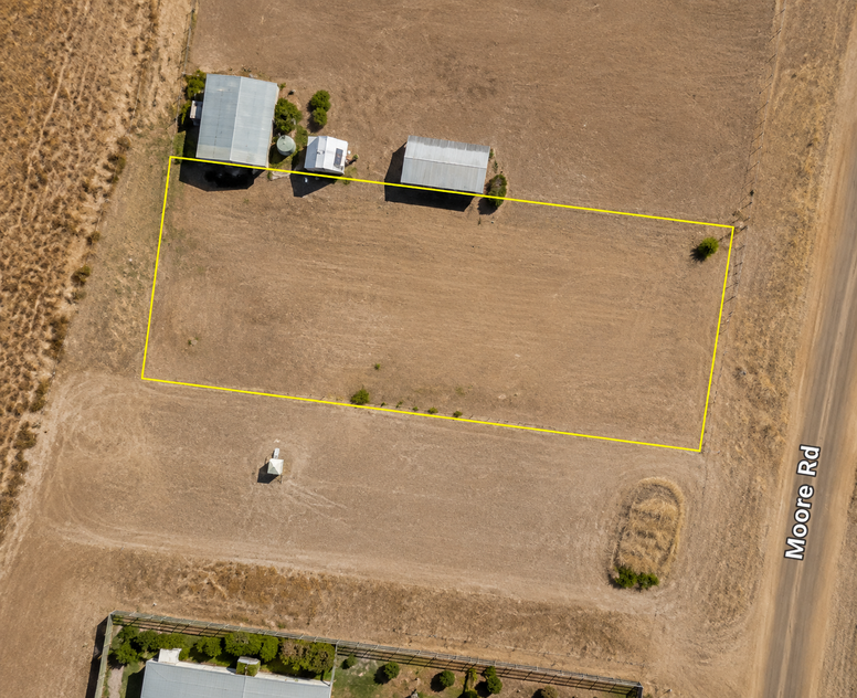 885m² COUNTRY ALLOTMENT APPROVED SEWERAGE PLANS & BUILDING PLANS AVAILABLE