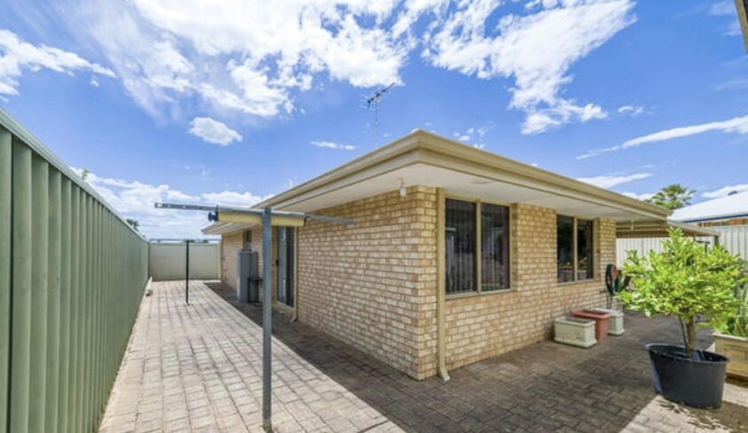 Clarkson. 3 x 1 with additional toilet. Pets considered.