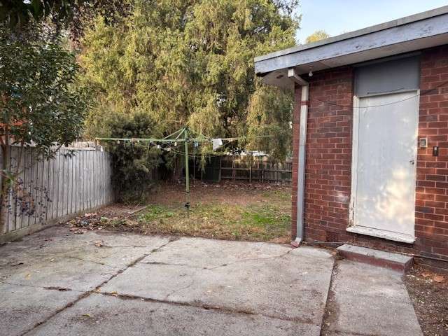 Pet Friendly - Near public Transport