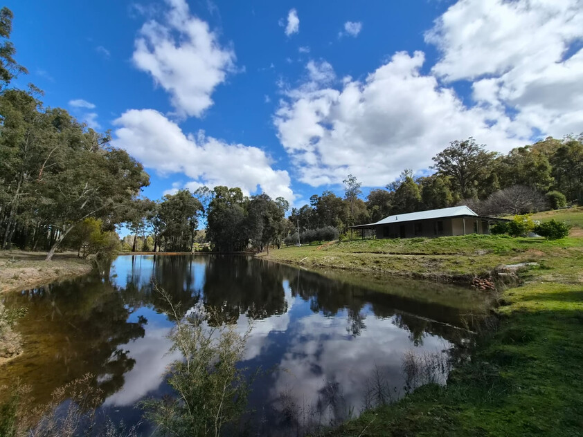 Tree change and serenity in Dwellingup