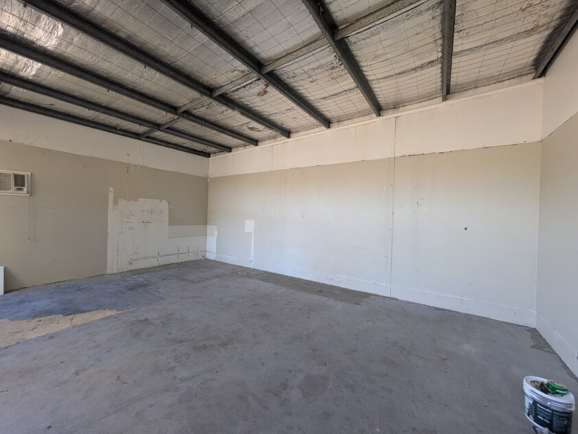 Your New Studio Space!!