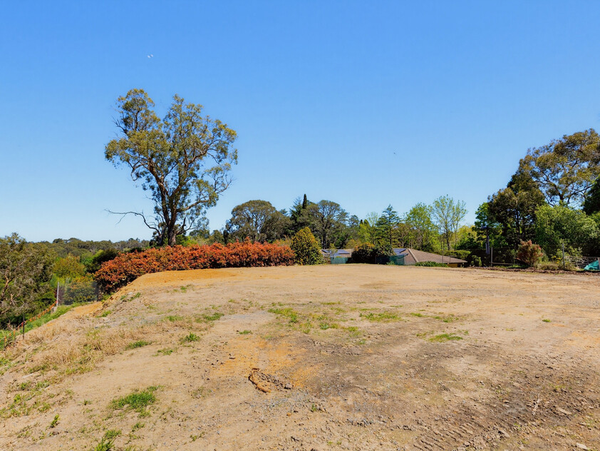 Exceptional 1,102m² Allotment in the Heart of Stirling - Build Your Dream Home