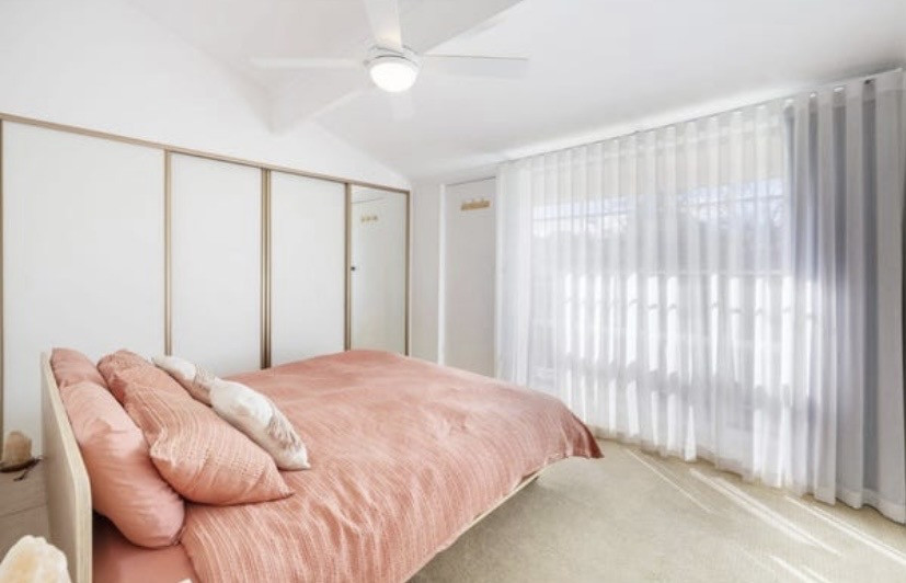 Stylish 3-Bedroom Townhouse in a Quiet & Convenient Setting