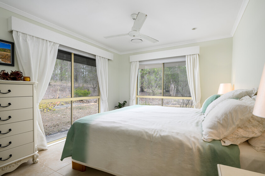 Private 5 acre Lifestyle Property with Pool, Shed & Excellent Infrastructure